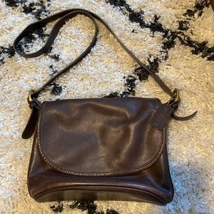 Coach vintage crossbody bag